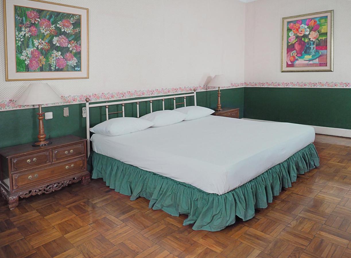 Kulem Gempol Hotel Bandung Buitenkant foto