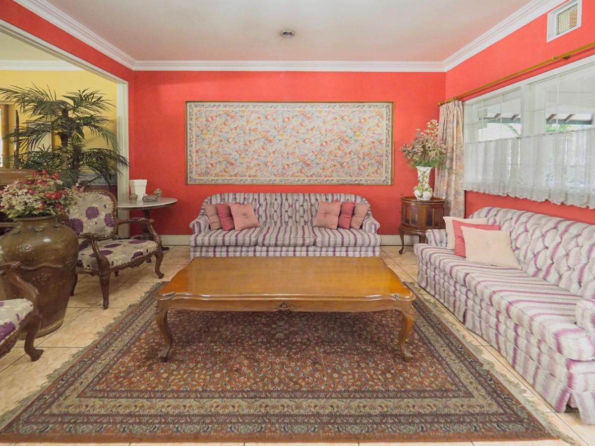 Kulem Gempol Hotel Bandung Buitenkant foto