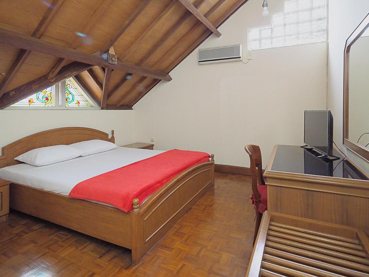 Kulem Gempol Hotel Bandung Buitenkant foto