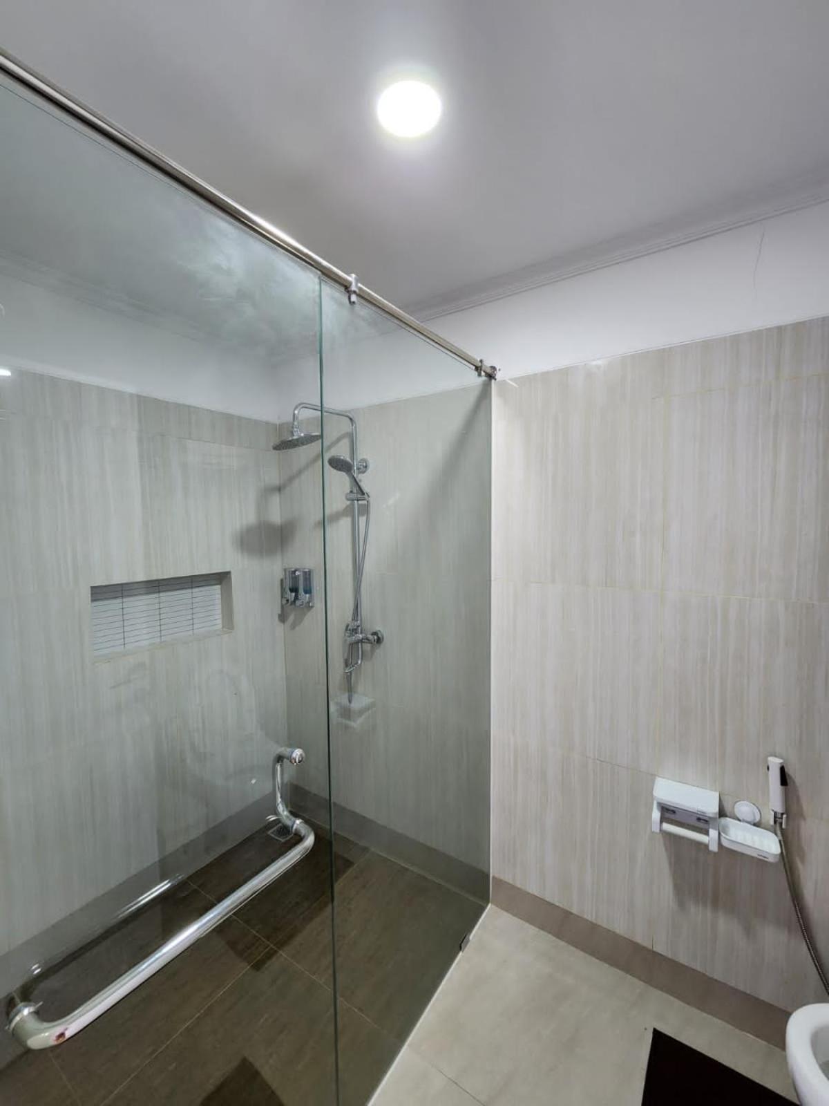 Kulem Gempol Hotel Bandung Buitenkant foto